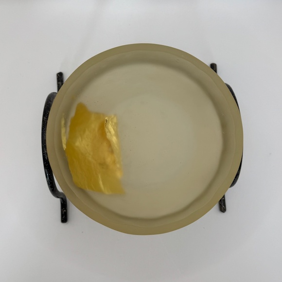 Martha Sturdy acrylic bowl with floating gold leaf in metal stand. Rare - Picture 4 of 11
